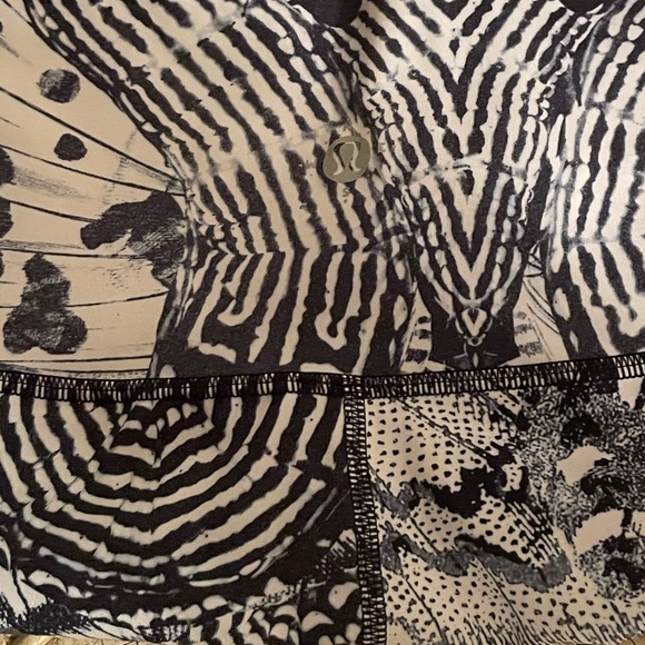 EuC LuLuLem0n HiGheSt TiMeS PaNt puLL-oN LuXtreMe WinGed MoSaiC WhItE NaVaL BlUe - Picture 11 of 11